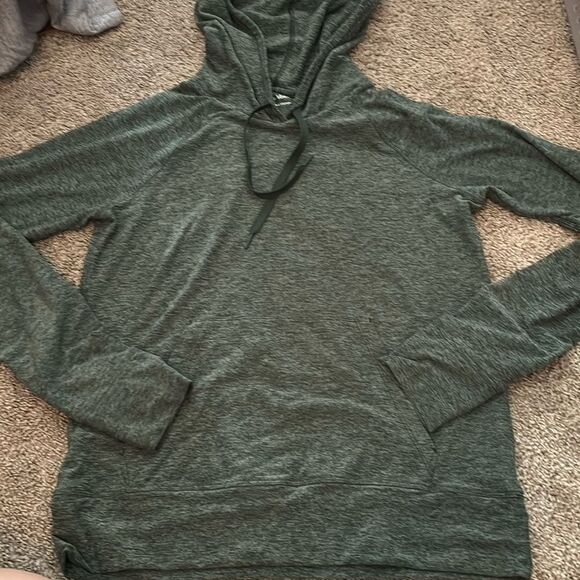 Outdoor Voices CloudKnit Hoodie Green Medium - Picture 1 of 4